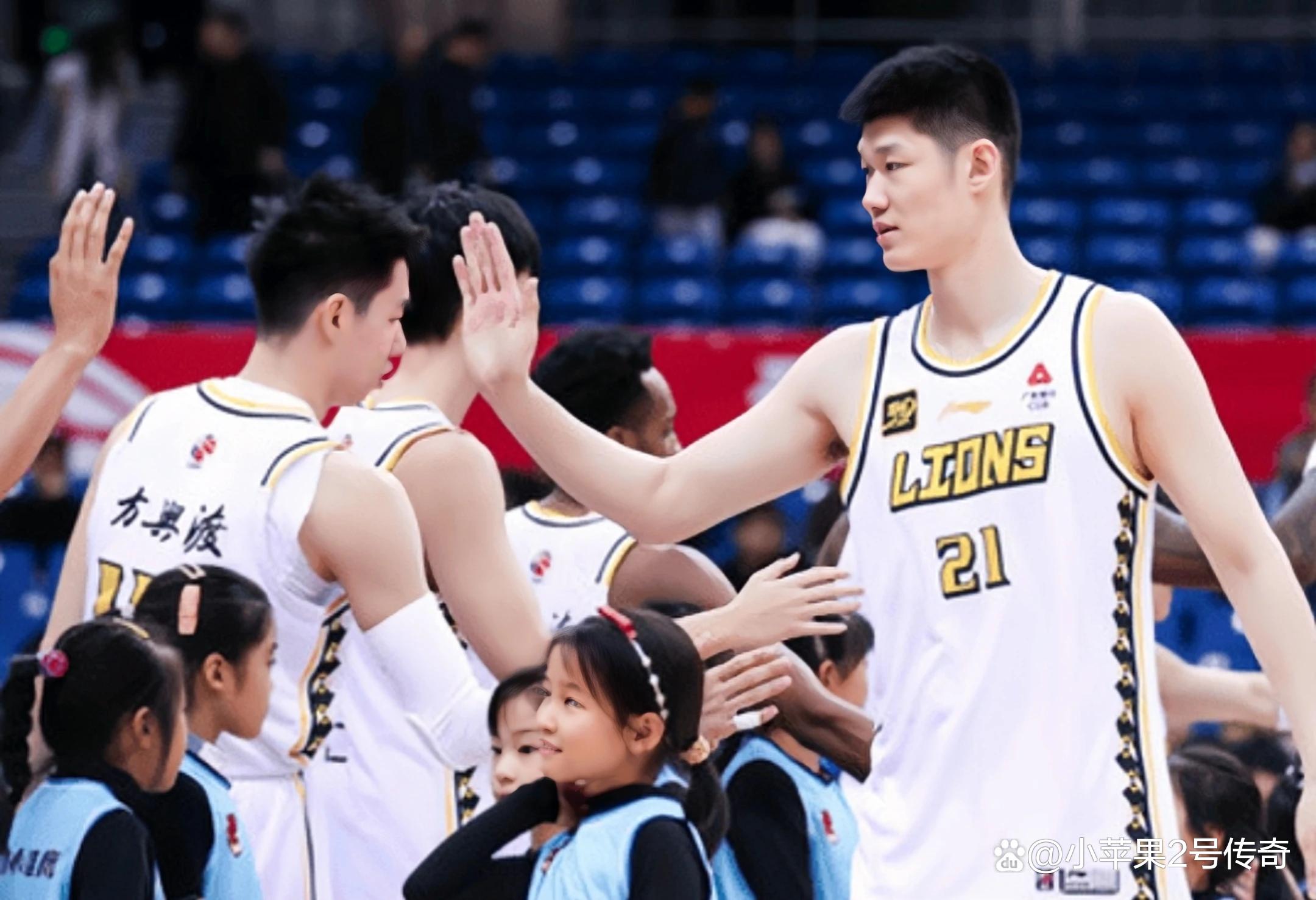 在浙江队赛场上演CBA季后赛，救主，引发弹幕炸裂的简单介绍