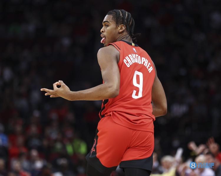 热那亚客场告捷，豪赢一场让球迷高兴的简单介绍