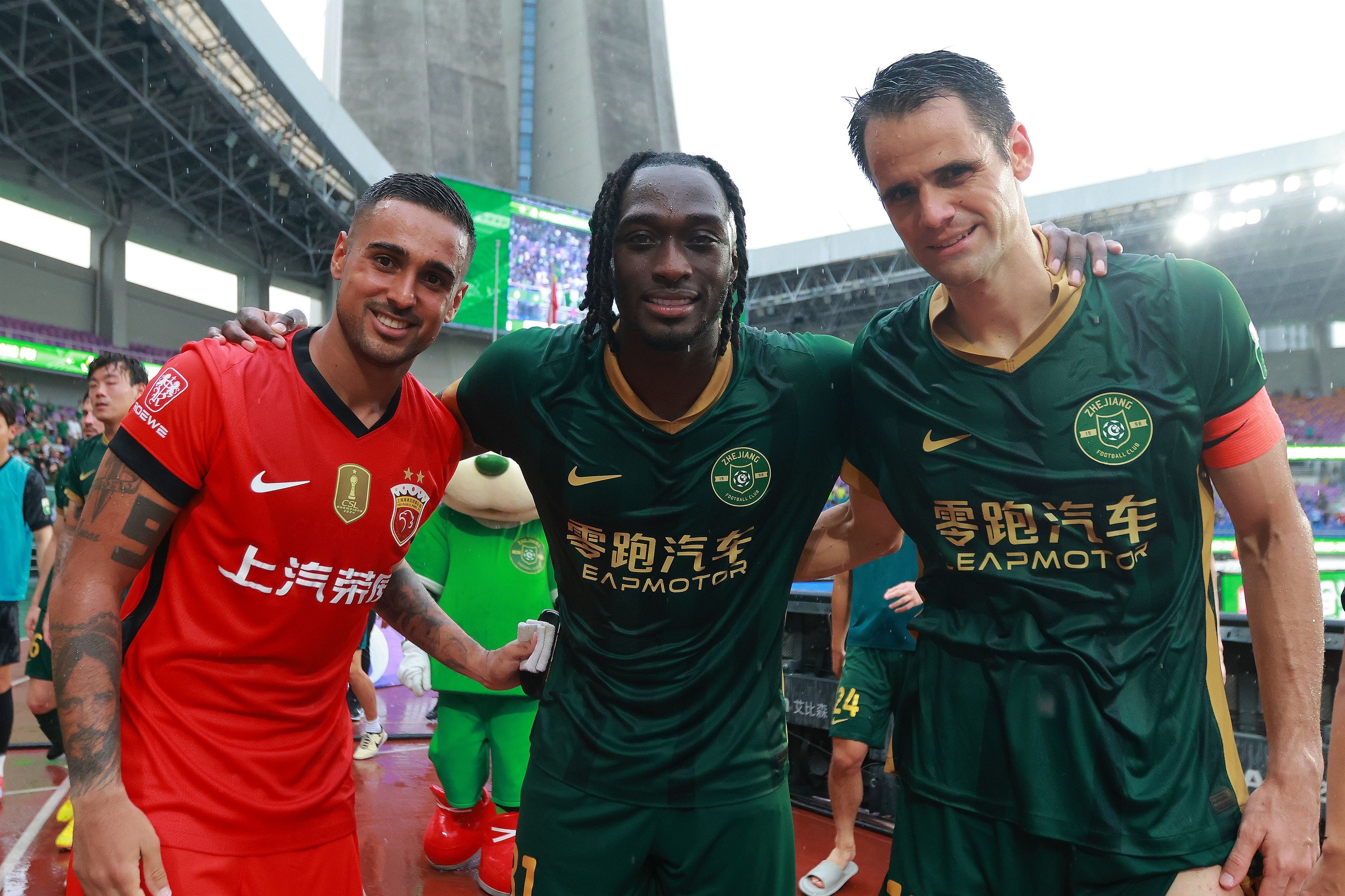 杭州绿城队员表现出色，帮助球队获得胜利的简单介绍