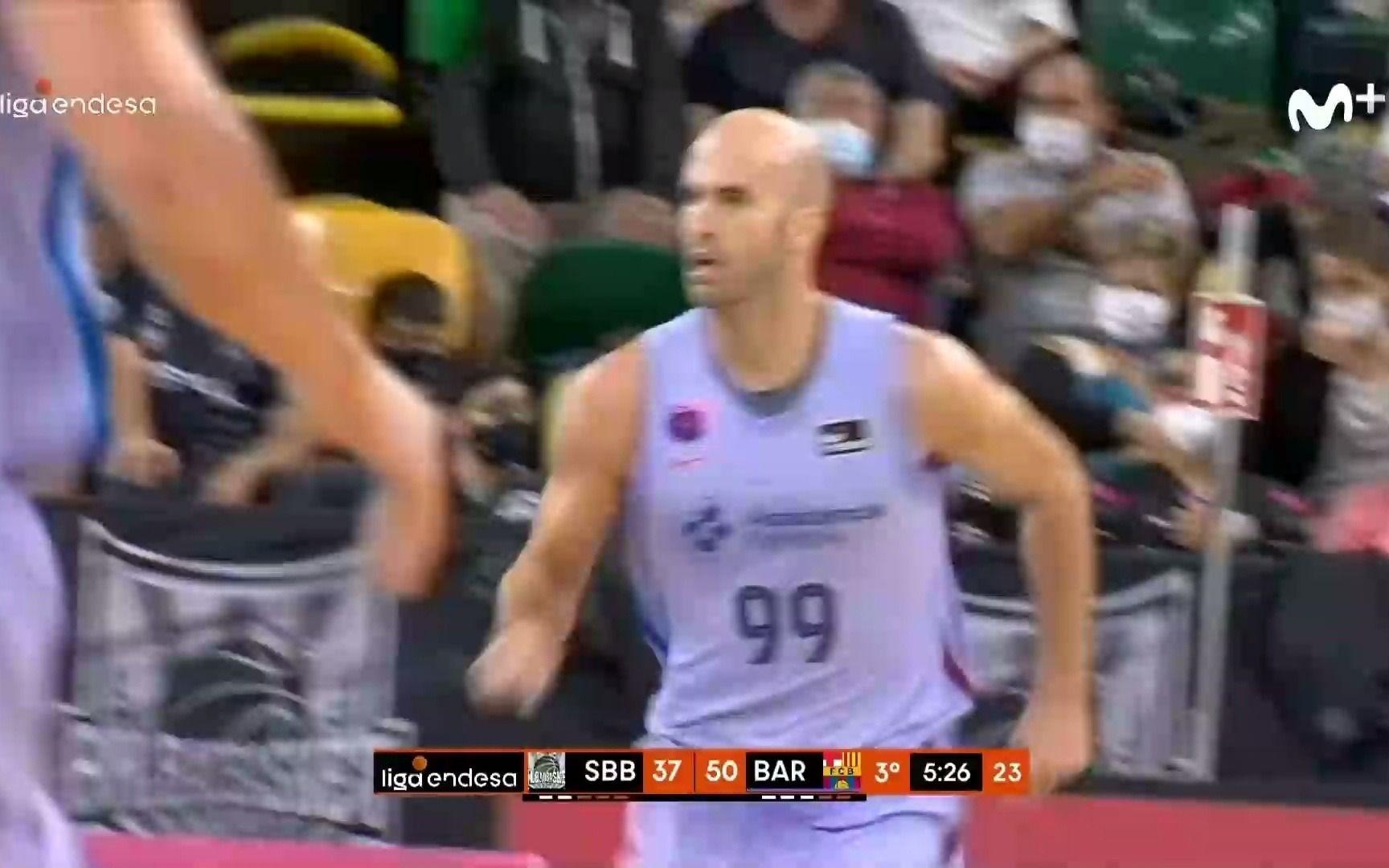 aoa体育-西班牙篮球联赛：巴塞罗那主场失利